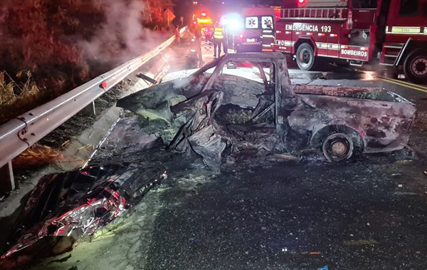 Cinco mortos e um gravemente ferido em acidente