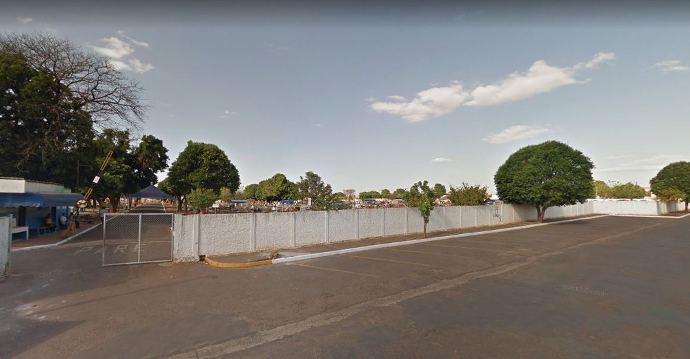 Coveiro é ferido com faca ao tentar separar briga por herança em enterro