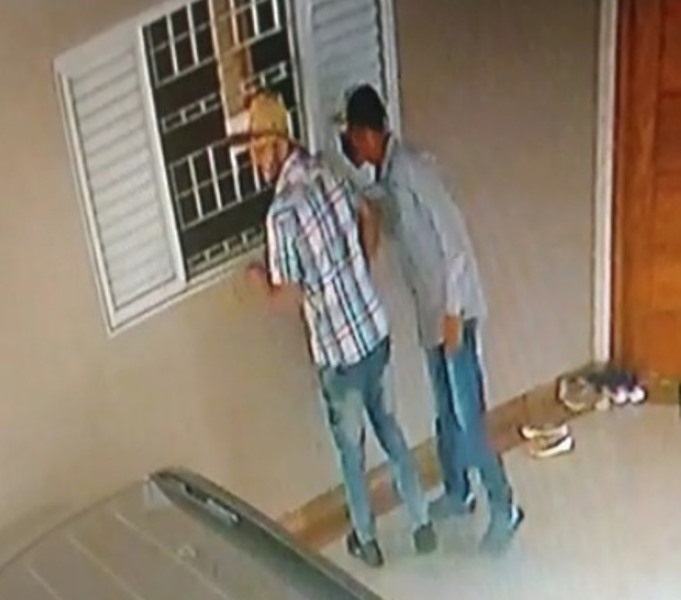 Duas casas são alvo de furto em plena luz do dia em Flórida Paulista