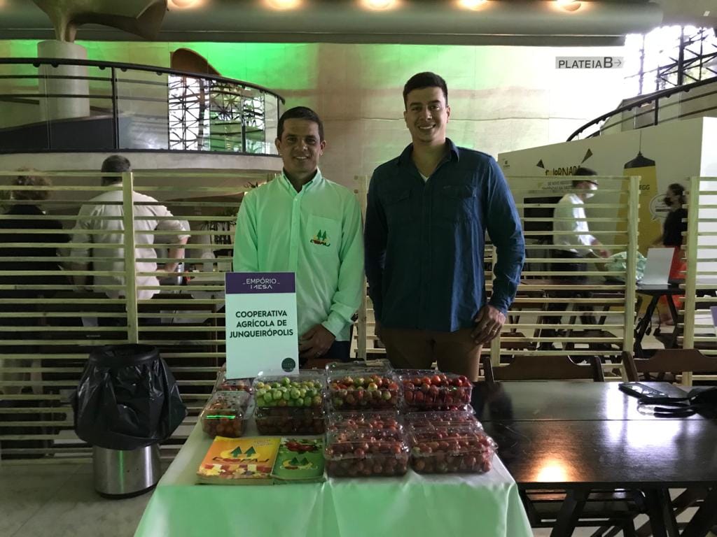 JUNQUEIRÓPOLIS: Acerola do Município está presente no Mesa São Paulo