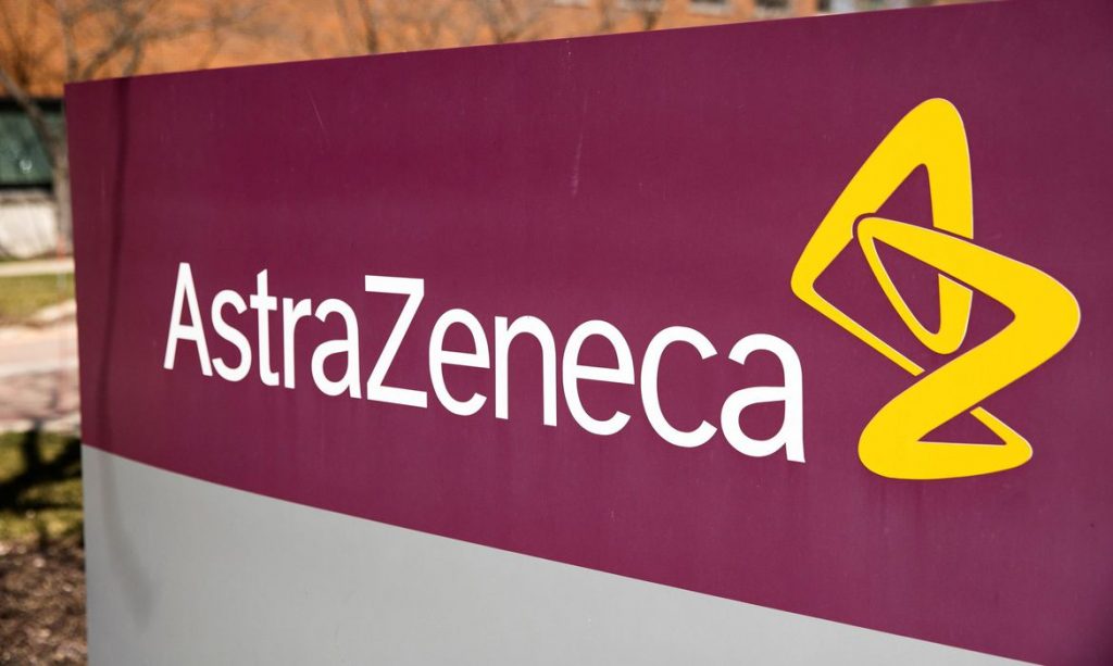 Estudo indica que terceira dose da AstraZeneca protege contra Ômicron