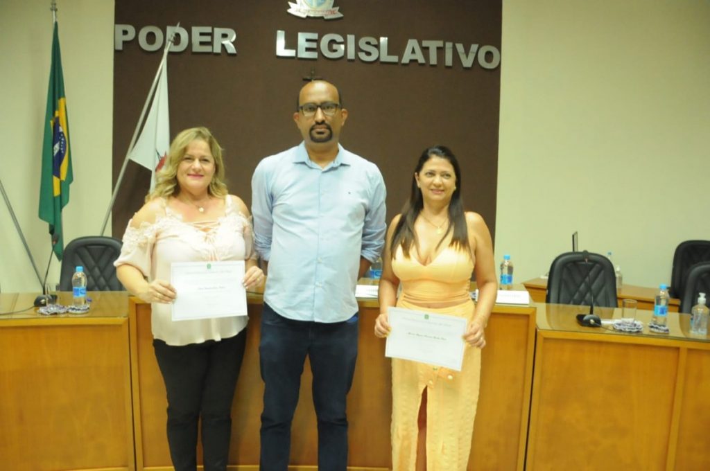 Prefeita e Vice eleitas em Salmourão são diplomadas nesta quarta-feira