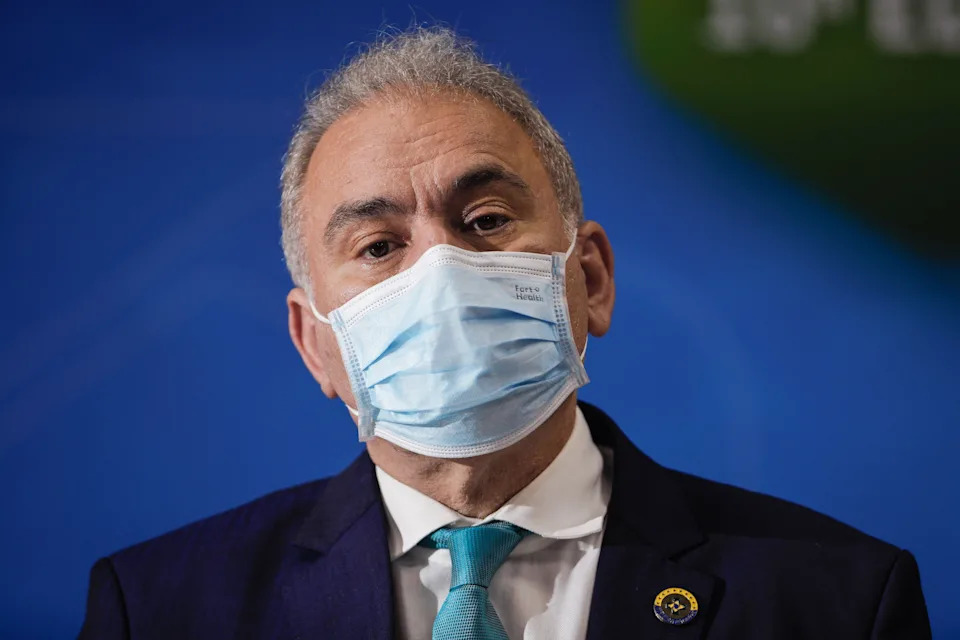 Não vacinados são maioria de internados com covid nas UTIs, diz Ministro da Saúde