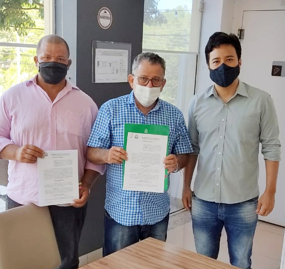 FLÓRIDA: Prefeito assina convênio no valor de R$ 870 mil para o Programa Rotas Rurais