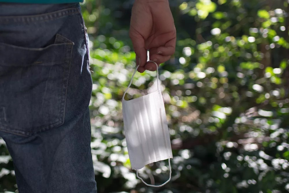 SP retira obrigatoriedade do uso de máscaras em locais fechados