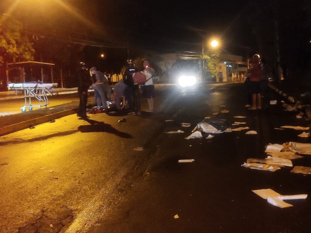 Homem morre após ser atropelado por carro