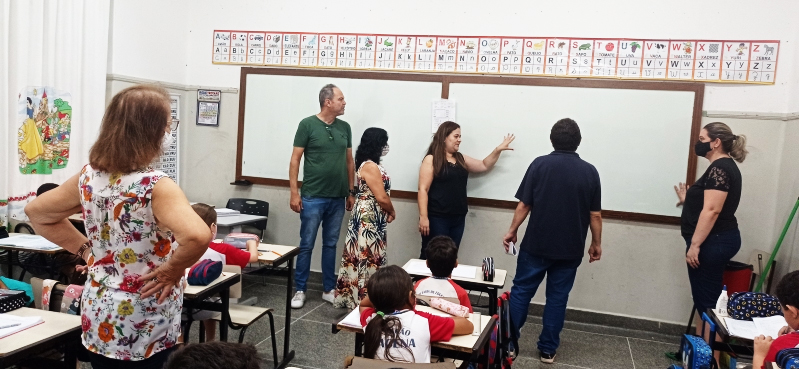 DRACENA: Escolas da rede municipal ganham novos computadores e lousa digital