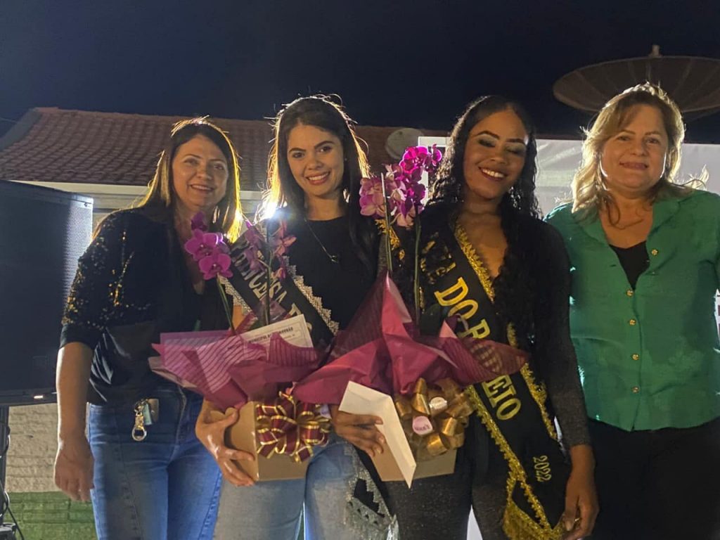 SALMOURÃO: Rainha e princesa do rodeio estão na expectativa da grande festa