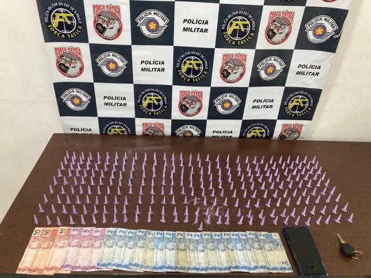 Traficante é preso com 262 pinos de cocaína