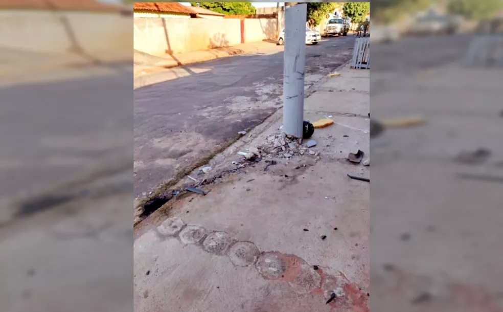 Mulher é presa suspeita de homicídio após prensar moto com marido contra poste em Bauru