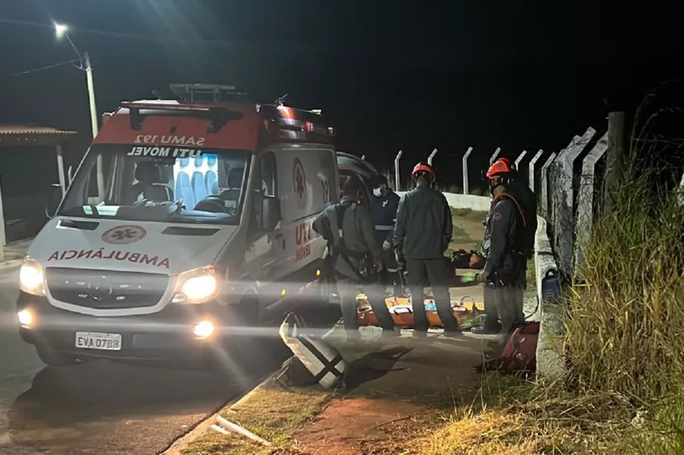 Adolescente de 12 anos morre em queda de penhasco em Marília