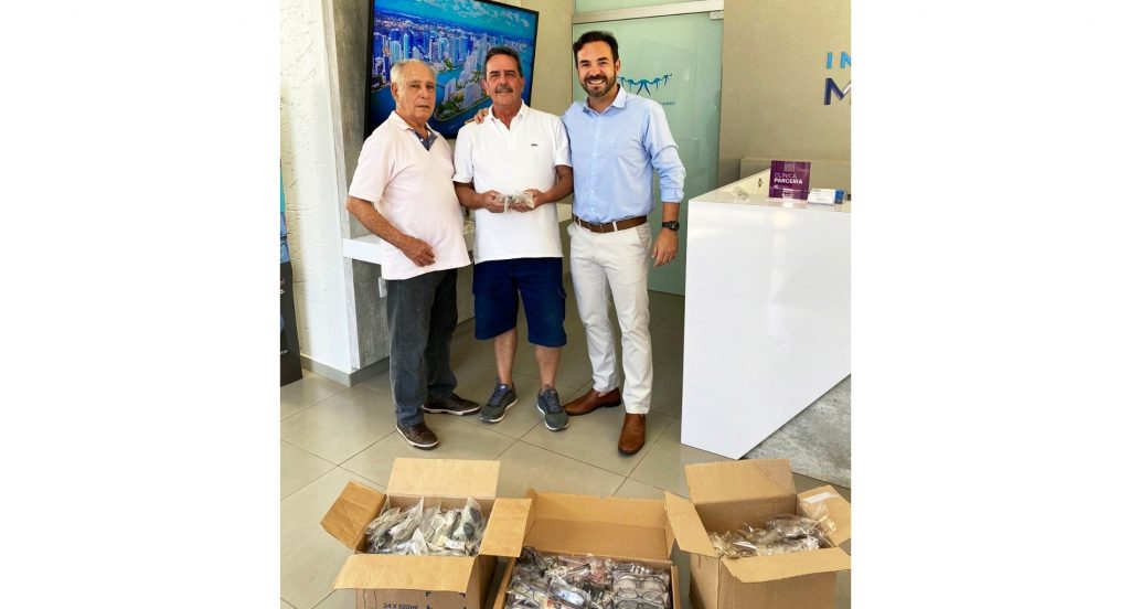 FLÓRIDA: Instituto Retribuir recebe doação de 500 armações de óculos para o “Projeto Boa Visão”