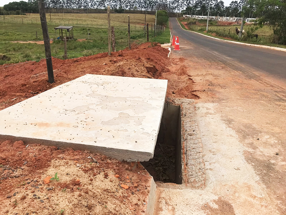 FLÓRIDA: Prefeitura finaliza a construção de galeria na avenida Aguapeí