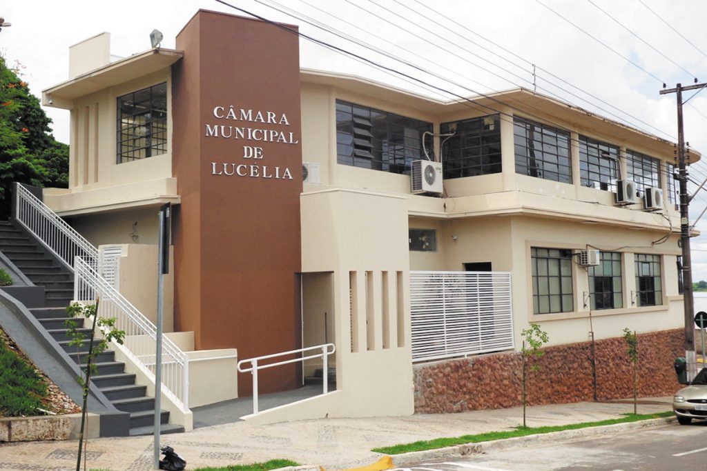 LUCÉLIA: Com reclamações, vereadores questionam transporte de alunos da zona rural