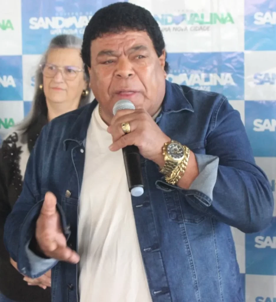 Prefeito morre vítima de infarto e filho assume o comando do Poder Executivo