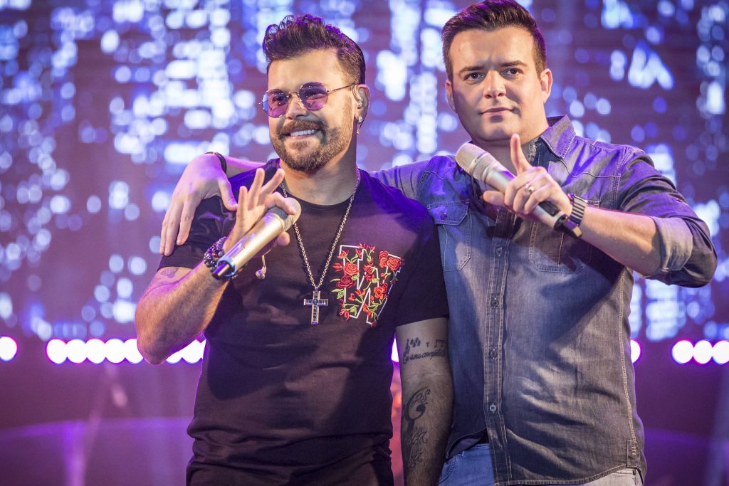 Marcos & Belutti é a atração de hoje no “Flórida Paulista Rodeo Show”