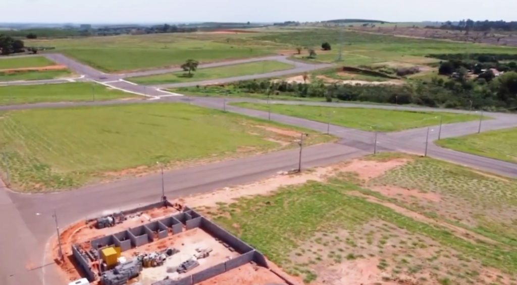 OSVALDO CRUZ: Prefeitura entrega 70 terrenos à 40 empresas para construção no novo centro comercial