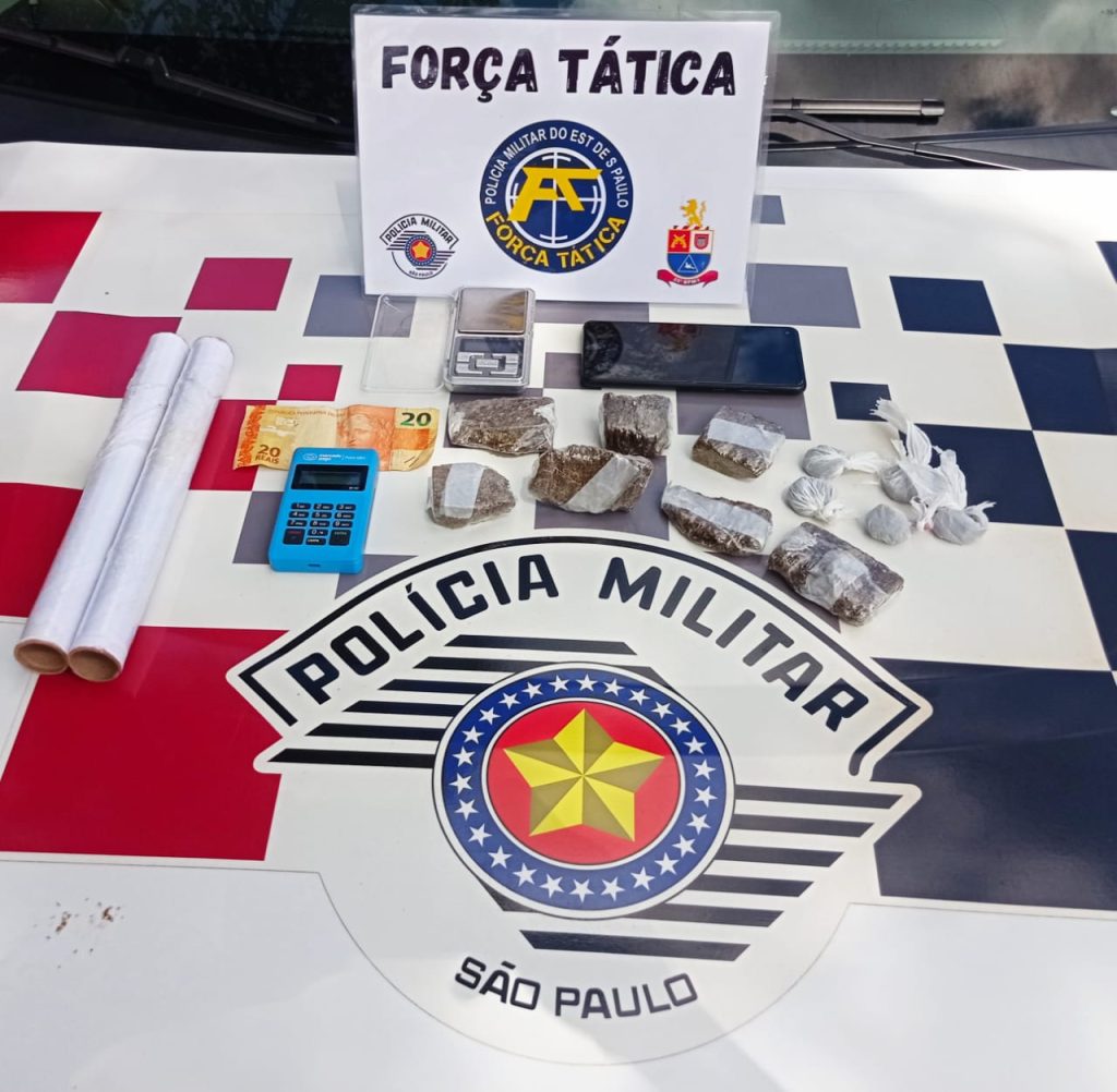Força Tática prende homem por tráfico