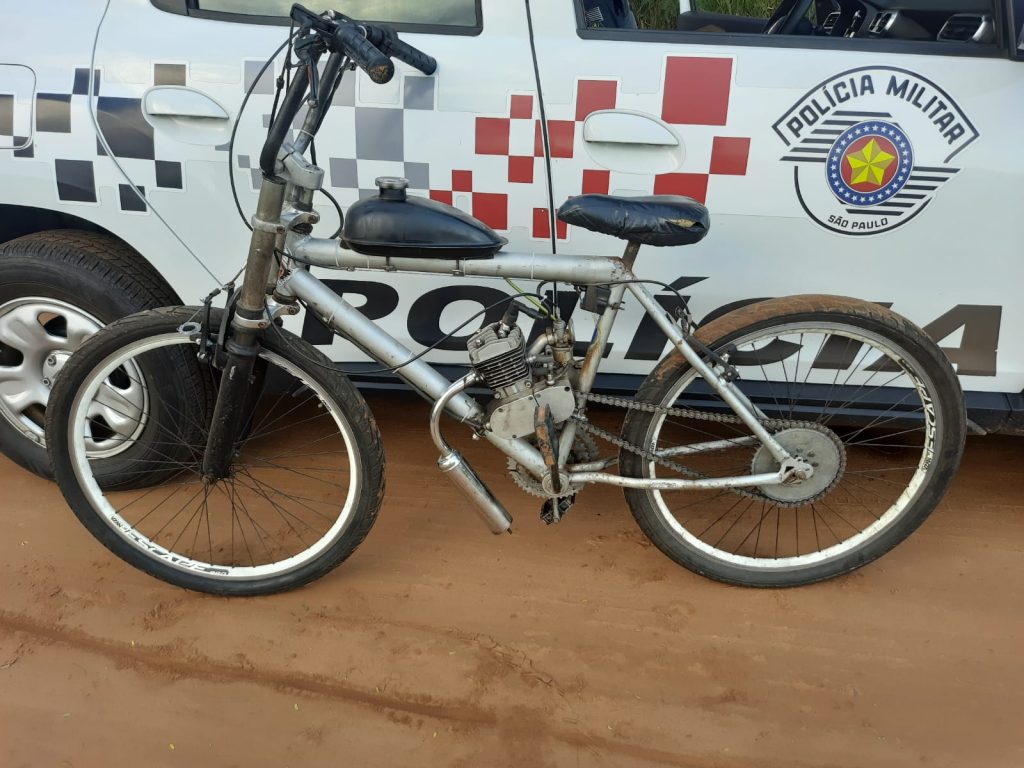 Polícia Militar apreende bicicleta motorizada e flagra dono com droga em Lucélia