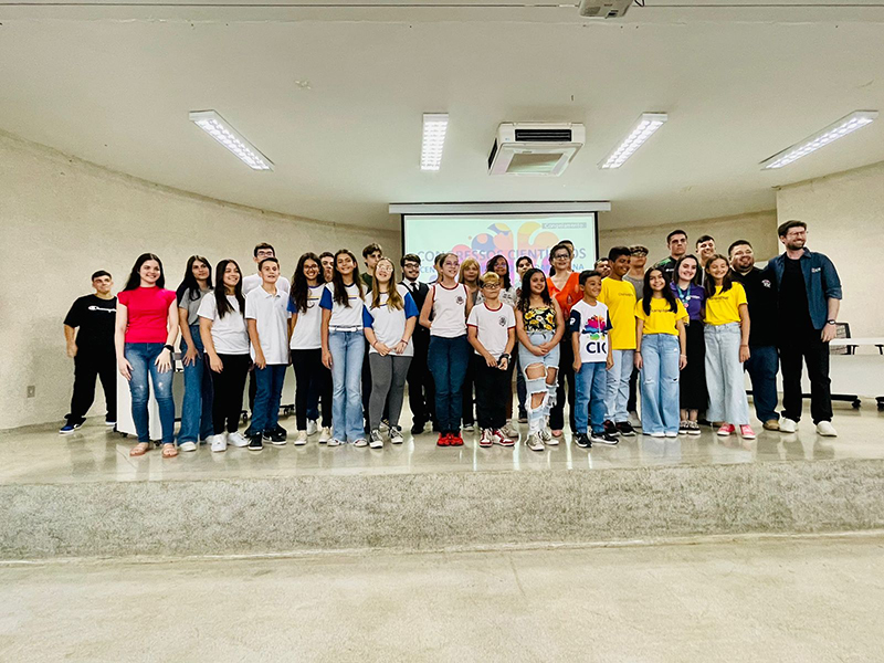 Premiação dos Congressos Científicos 2023 lota auditório do Centro Universitário de Adamantina