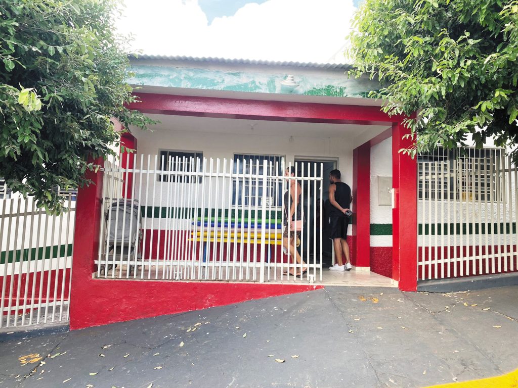 FLÓRIDA: Com altas temperaturas, vereadores cobram ar-condicionado em creche