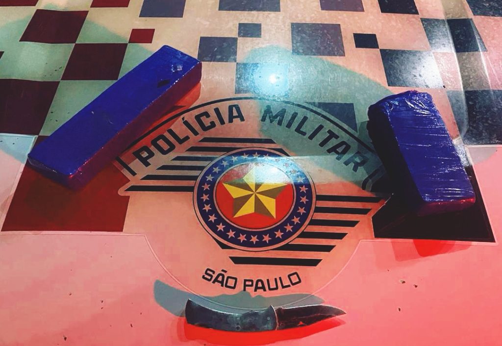 Moradores de Flórida Paulista são presos com tijolos de maconha em Lucélia