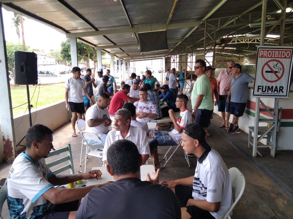 FLÓRIDA: Torneios de Truco e Bocha acontecem neste domingo no Centro de Lazer