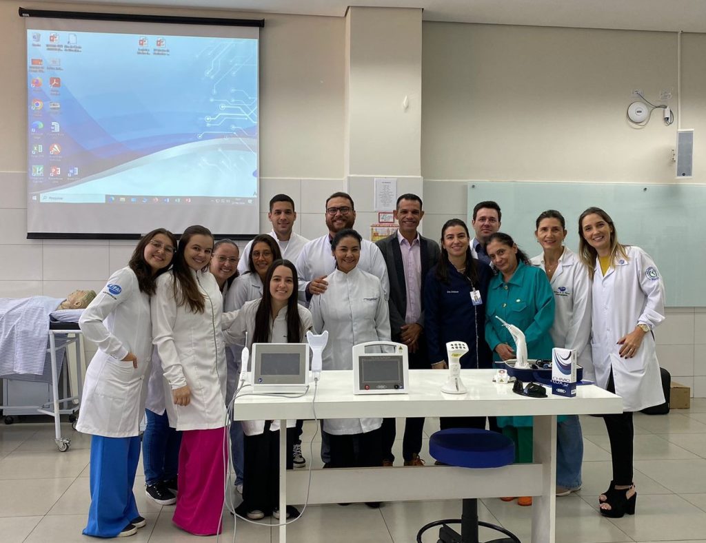 Programa de Odontologia Hospitalar e Assistencial realiza módulo presencial da Capacitação em Laserterapia