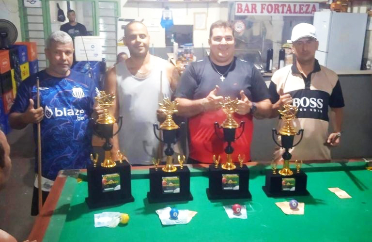 MARIÁPOLIS: Realizado torneio de sinuca no Bar Fortaleza