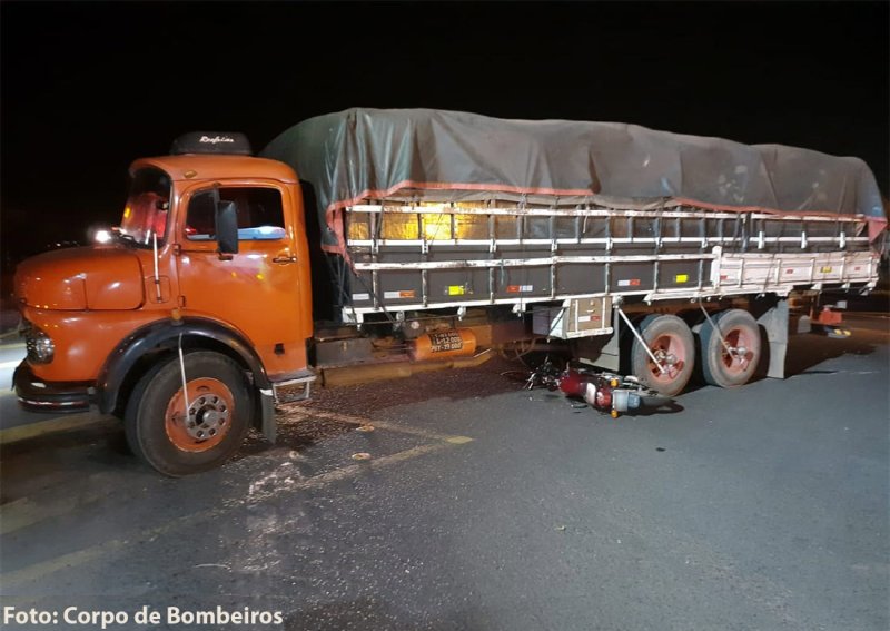 Motociclista morre em acidente na SP-294