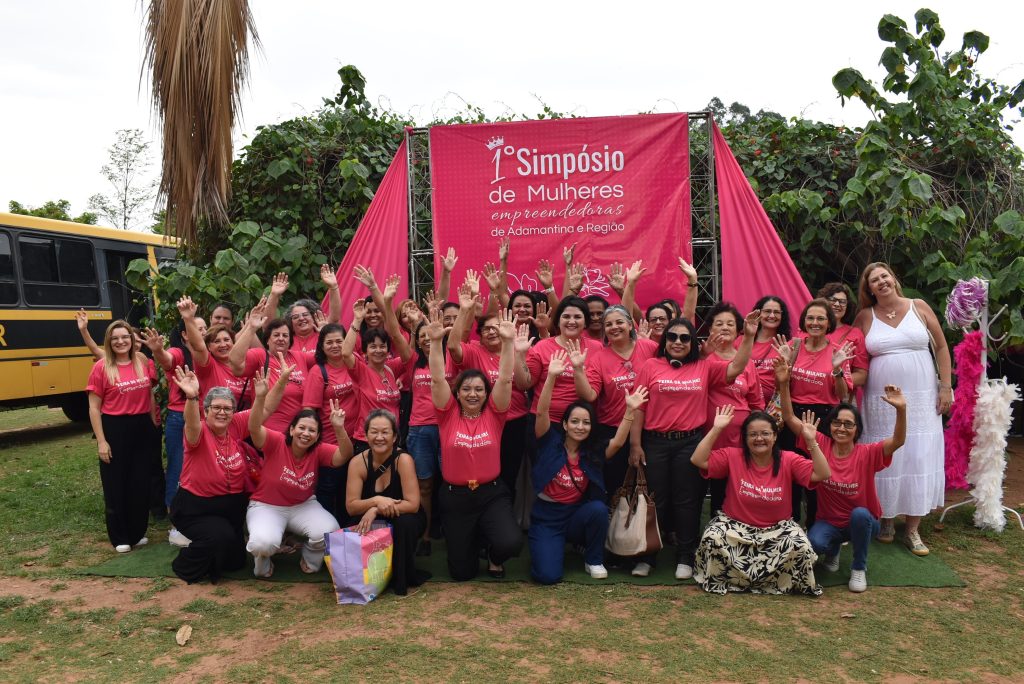 ADAMANTINA: 1º Simpósio de Mulheres Empreendedoras de Adamantina reúne mais de 100 mulheres