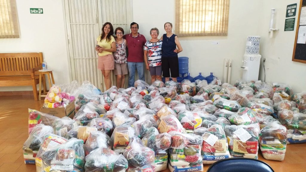 LUCÉLIA: Centro Espírita Allan Kardec entrega 100 cestas de Natal