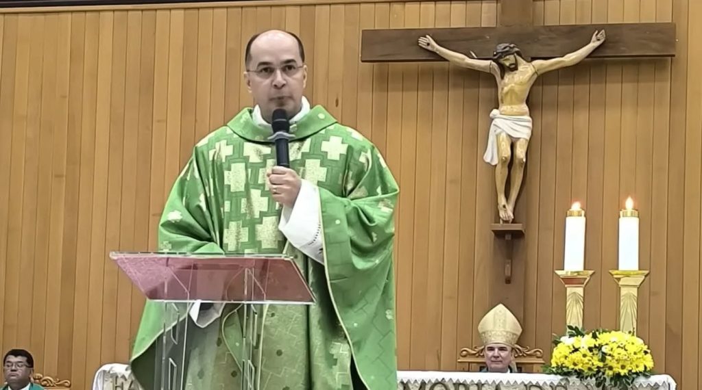 PACAEMBU: Missa de posse do novo pároco Marcelo Antonio dos Santos