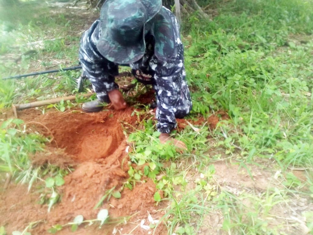 Detectorista nascido em Lucélia realiza pesquisa no município