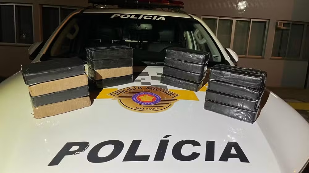 Homem é preso após transportar bolsa com mais de 10kg de maconha, em Presidente Prudente
