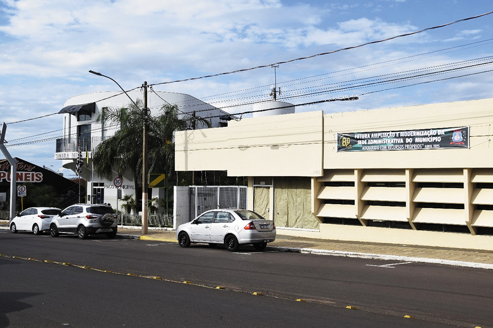 PARAPUÃ: Prefeitura adquire prédio do antigo Santander para ampliar atendimento à população