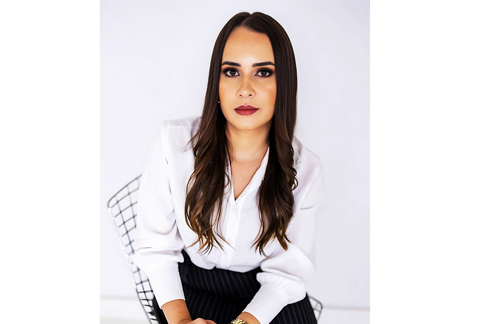 FLÓRIDA: LUDIMILA BARBOSA – Especialista em INSS de Obras