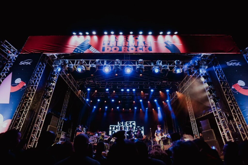 Sesc Thermas do Rock começa com death metal da Crypta e tributo ao rock nacional de André Frateschi e Dado Villa-Lobos