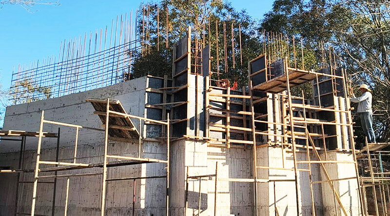 IRAPURU: Obra da nova ponte de concreto sobre o córrego Canaã segue em ritmo acelerado