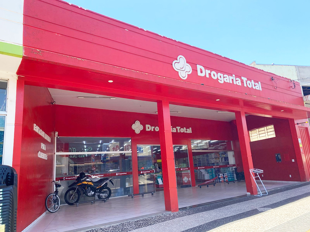 LUCÉLIA: DROGARIA TOTAL, cuidado com a saúde em Lucélia