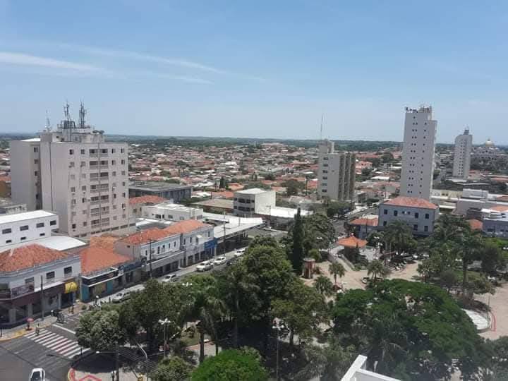 Dracena celebra 80 anos com programação que retoma desfile na Praça