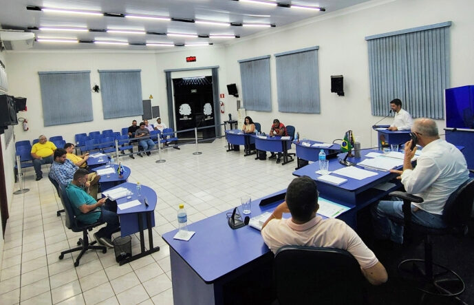 JUNQUEIRÓPOLIS: Câmara aprova convênio de saúde e créditos orçamentários na 41ª Sessão Ordinária