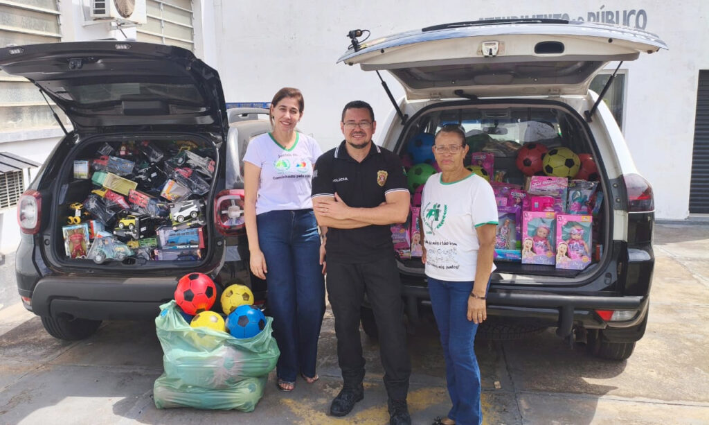 PACAEMBU: Polícia Civil conclui campanha natalina e entrega 400 brinquedos à Pastoral da Criança