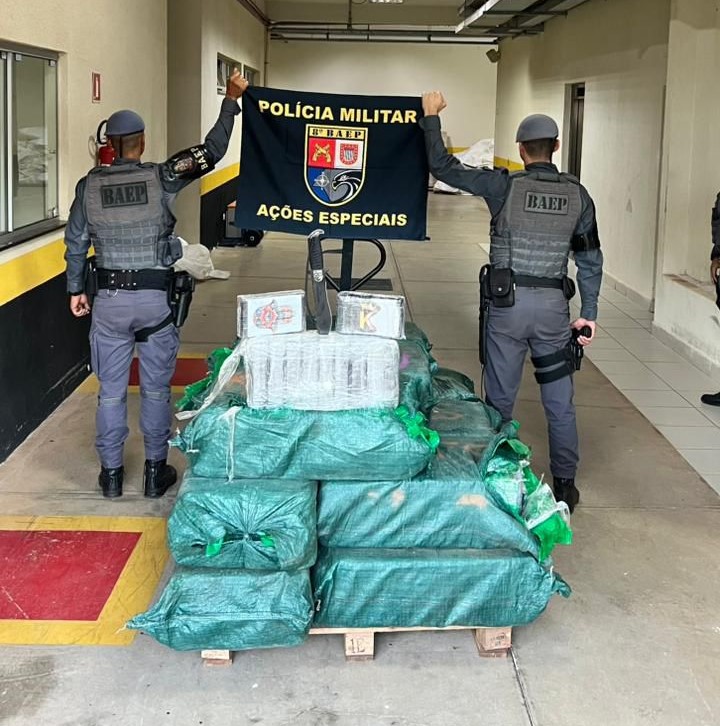 BAEP de Prudente apreende mais de meia tonelada de pasta base de cocaína