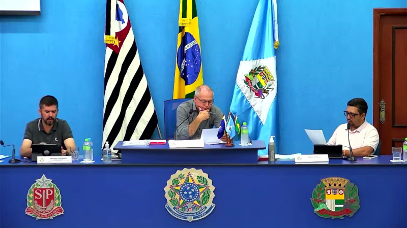 JUNQUEIRÓPOLIS: Câmara aprova crédito para aquisição de nova ambulância para a saúde e infraestrutura