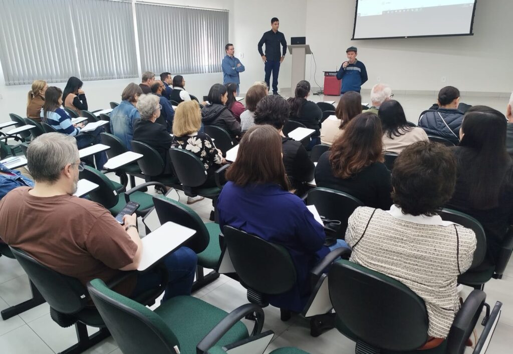 Prefeitura de Adamantina promove capacitação para entidades sobre prestação de contas e transparência