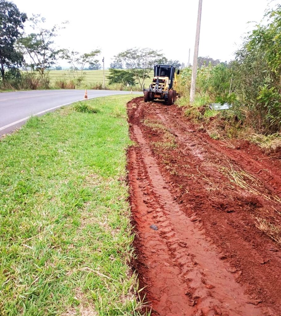 ADAMANTINA: Empresa contratada pela Prefeitura inicia execução da ciclovia na Vicinal Moyses Justino da Silva