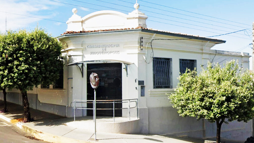 JUNQUEIRÓPOLIS: Câmara aprova Moção de Repúdio contra ampliação da jornada do Ensino Integral na Escola Idene Rodrigues dos Santos