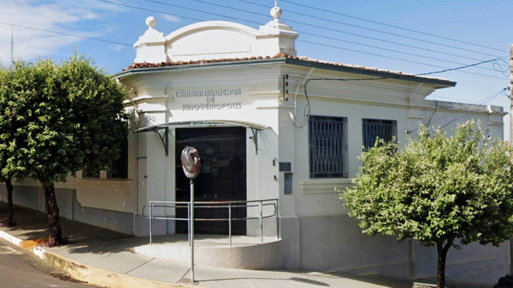 JUNQUEIRÓPOLIS: Vereadores pedem esclarecimentos sobre adesão do Município ao Programa UniversalizaSP
