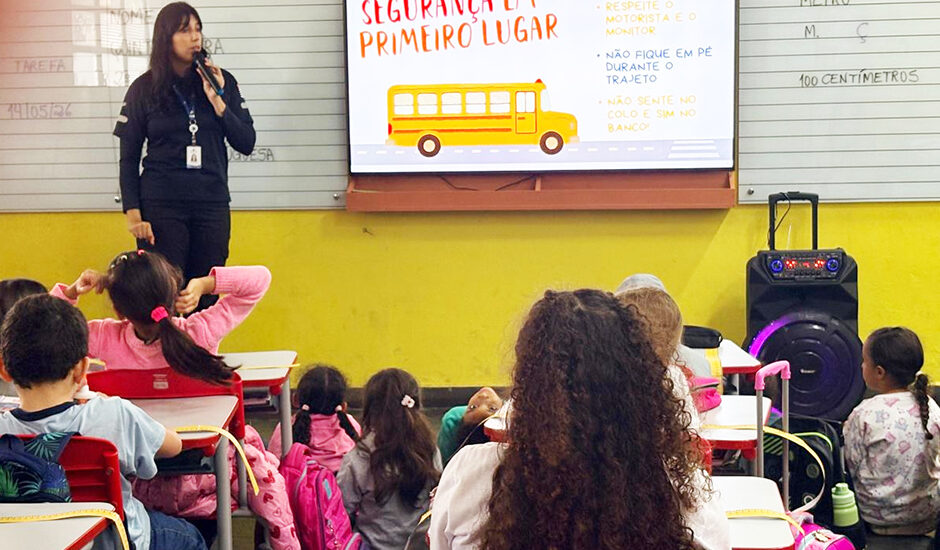MARIÁPOLIS: Alunos tem palestra sobre trânsito